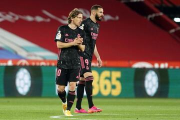 Modric y Benzema, durante el partido de Los Cármenes.