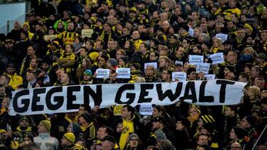 Dortmund apologise to Leipzig over fans' violence
