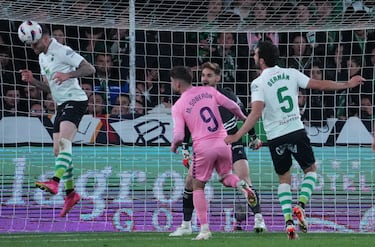 Manu Hernando también está apercibido