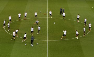 El entrenamiento de la Juventus en el Millennium Stadium