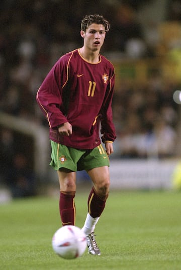 'El Bicho' es el capitán, máximo goleador histórico y jugador con más presencias de la selección portuguesa. Desde su debut en un amistoso internacional el 23 de agosto de 2003 contra Kazajistán ha anotado 130 goles en 207 partidos.