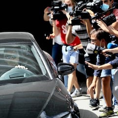 El padre de Messi ya duda de la marcha de Leo del Barça