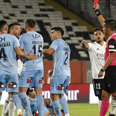 Zaldivia envía un mensaje tras la tarjeta roja contra O'Higgins