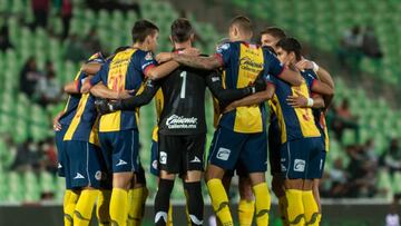 Jugadores del Atl&eacute;tico de San Luis antes de un partido en contra de Santos