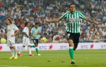 Real Madrid - Betis. 0-1. Jorge Molina celebra el primer gol.