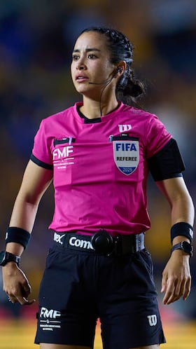Referee Katia Itzel Garcia during the 5th round match between Tigres UANL and Santos as part of the Liga BBVA MX, Torneo Clausura 2026 at Universitario Stadium, on February 06, 2026 in Monterrey, Nuevo Leon, Mexico.