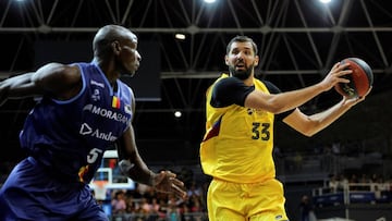 Mirotic, durante el partido