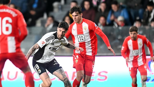 Almería – Granada: TV, horario y cómo ver LaLiga Hypermotion online