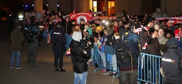 Atlético de Madrid: Recibimiento a su llegada al hotel