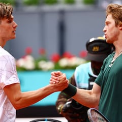 Rublev espabila a tiempo y Hurkacz irá contra Davidovich