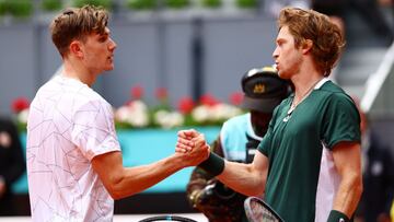 Rublev espabila a tiempo y Hurkacz irá contra Davidovich