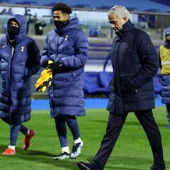 Mourinho divide al vestuario