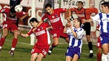 <B>NO HUBO RIVAL</B>. El Dinamo fue un fácil adversario para un Alavés que mostró su poderío