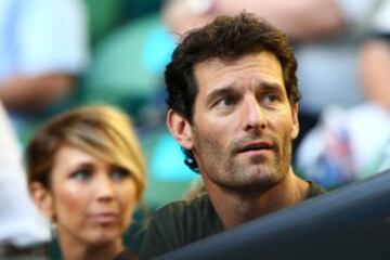 Mark Webber junto a Bec, esposa de Lleyton Hewitt.