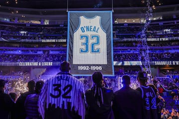 El ‘32′ de Shaq ya cuelga en lo más alto del pabellón de los Magic