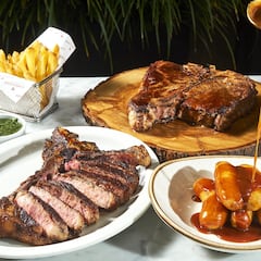 El exclusivo restaurante peruano sin ceviche que está a un minuto del centro de Madrid: platos a 10 euros y top en carnes Wagyu