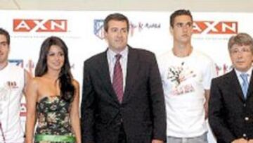 <b>DE ESTRENO. </b>Gabi, Antonio López, Nani Gaitán, Romeu, Pablo, Enrique Cerezo e Ibagaza, en la presentación.