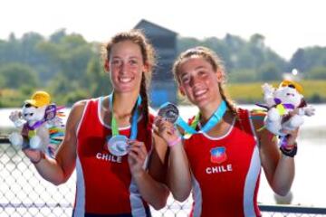 Melita y Antonia se quedaron con la medalla de plata en el remo.