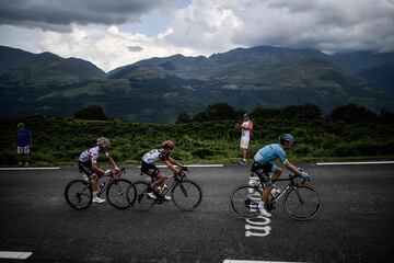 El estonio Tanel Kangert, el croata Kristijan Durasek y el francés Julian Alaphilippe.