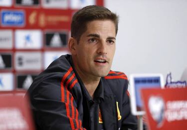 Moreno's tough Bucharest debut