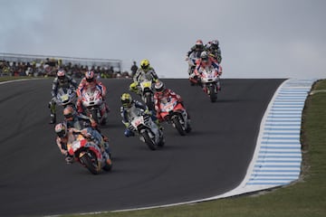 Dani Pedrosa en primer término.