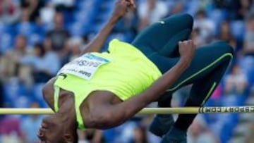 El qatarí Barshim durante su actuación en la Diamond League de Roma.
