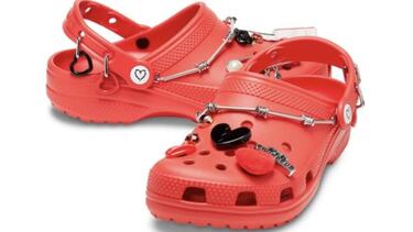Crocs de Karol G en Colombia: cuánto valen y por qué solo llegó la versión económica