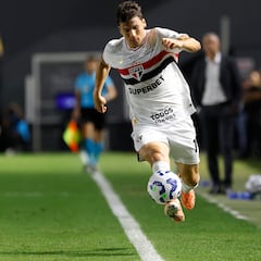 El drama de un ex Chelsea: compañero de Gonzalo Tapia evalúa el retiro