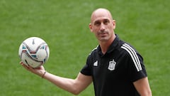 Real Madrid and Barcelona speak out against Rubiales