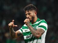 Soccer Football - Primeira Liga - Sporting CP v Alverca - Estadio Jose Alvalade, Lisbon, Portugal - October 31, 2025 Sporting CP's Luis Suarez celebrates scoring a goal later disallowed REUTERS/Pedro Nunes