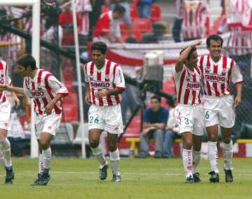 Su primer partido en el 'Coloso' fue en 1966, frente a Cruz Azul, y desde ahí no se despegó del recinto hasta 2003 (si no contamos su transformación en Atlético Español), cuando se mudaron al Estadio Victoria, de Aguascalientes.