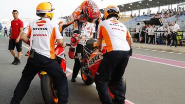 Márquez ensayó el cambio de moto.
