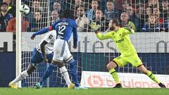 Strasbourg's South African forward Lebo Mothiba shoots and scores a goal during the French L1 football match between RC Strasbourg Alsace and Olympique de Marseille (OM) at Stade de la Meinau in Strasbourg, eastern France, on October 29, 2022. (Photo by Frederick FLORIN / AFP)