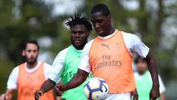 Cristian Zapata durante un entrenamiento con el Milan.