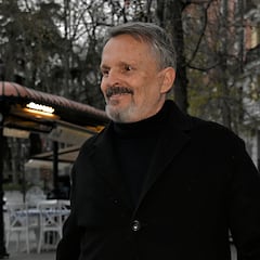 Miguel Bosé se somete a una delicada operación para no perder la movilidad