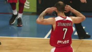 Lío en Grecia: amenazas a Spanoulis e Ivanovic destituido