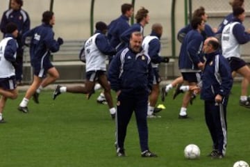 Poco después de conseguir la Liga de Campeones de 2000, llegó a la presidencia del Real Madrid Florentino Pérez y comenzó la conocida como 'Era Galáctica', al incorporar a tres ganadores del Balón de Oro como Luis Figo, Zinedine Zidane y Ronaldo.