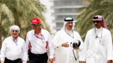 <b>REUNIONES. </b>De izquierda a derecha, Ecclestone, el director del circuito, el responsable de Economía y el máximo accionista de McLaren.