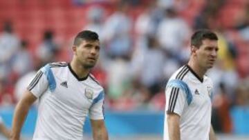 Ag&uuml;ero, antes de jugar contra Nigeria.