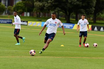 En la sede de la Federación Colombiana de Fútbol, en Bogotá, los convocados por Reinaldo Rueda para el morfociclo de la Selección Colombia tuvieron su primer día de entrenamiento. 