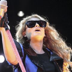 Paulina Rubio, al borde de la quiebra