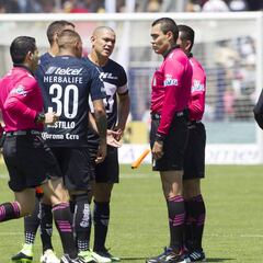 Tras el paro arbitral, reanuda la Liga con errores de los silbantes