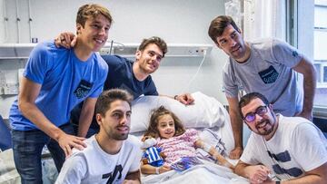 Los jugadores del Alav&eacute;s que han visitado el hospital de Txagorritxu.