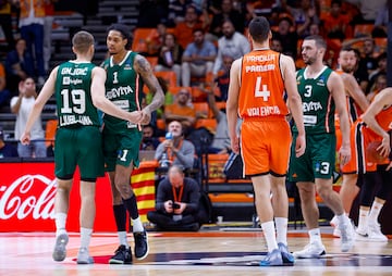 12/11/24 PARTIDO BALONCESTO BASKET
EUROCUP REGULAR SEASON ROUND 18
VALENCIA BASKET - CEDEVITA OLIMPIJA
DEVIN ROBINSON