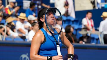 La tenista estadounidense Jessica Pegula se lamenta durante su partido ante Veronika Kudermetova en la final del WTA 500 de Tokio.