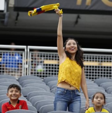 Color y belleza en la previa del duelo de Chile y los cafetaleros