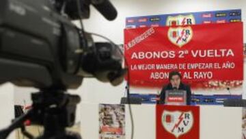 SOLO. Raúl Martín Presa, ayer. El resto del Consejo está enfermo.