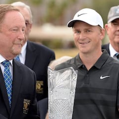 Adam Long le arrebata a Mickelson un nuevo título