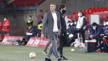 Gaizka Garitano ante el Almer&iacute;a.