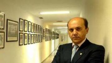 <b>"LANCE FORTUITO". </b> José María del Nido defiende a Javi Navarro de las críticas que ha recibido por el golpe que le propinó a Arango.